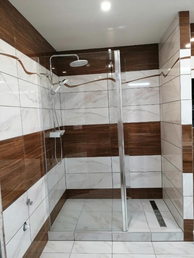 Apartman West Poprad Eksteriør billede